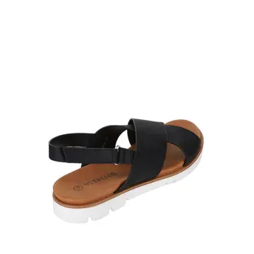 CC Resorts VS Treads Yadra Black Sandal Vegan